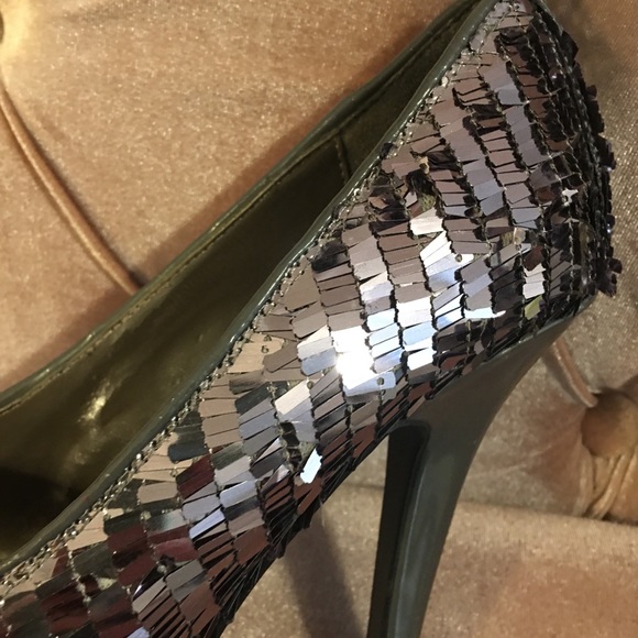Deréon by Beyoncé | Sequin Heels - Picture 5 of 8